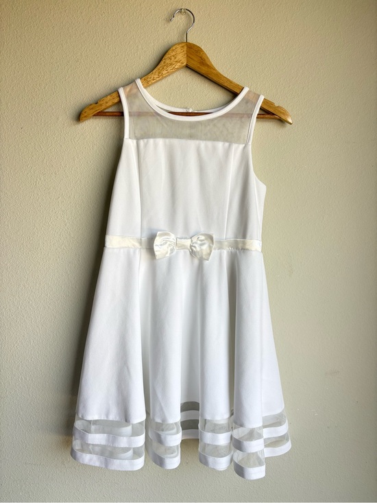 Calvin Klein Other - Calvin Klein White Sheer-Yoke Bow A-Line Dress